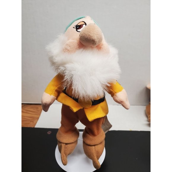 9 Inch Disney Sleepy Plush from Snow White and the Seven Dwarfs - Picture 2 of 7